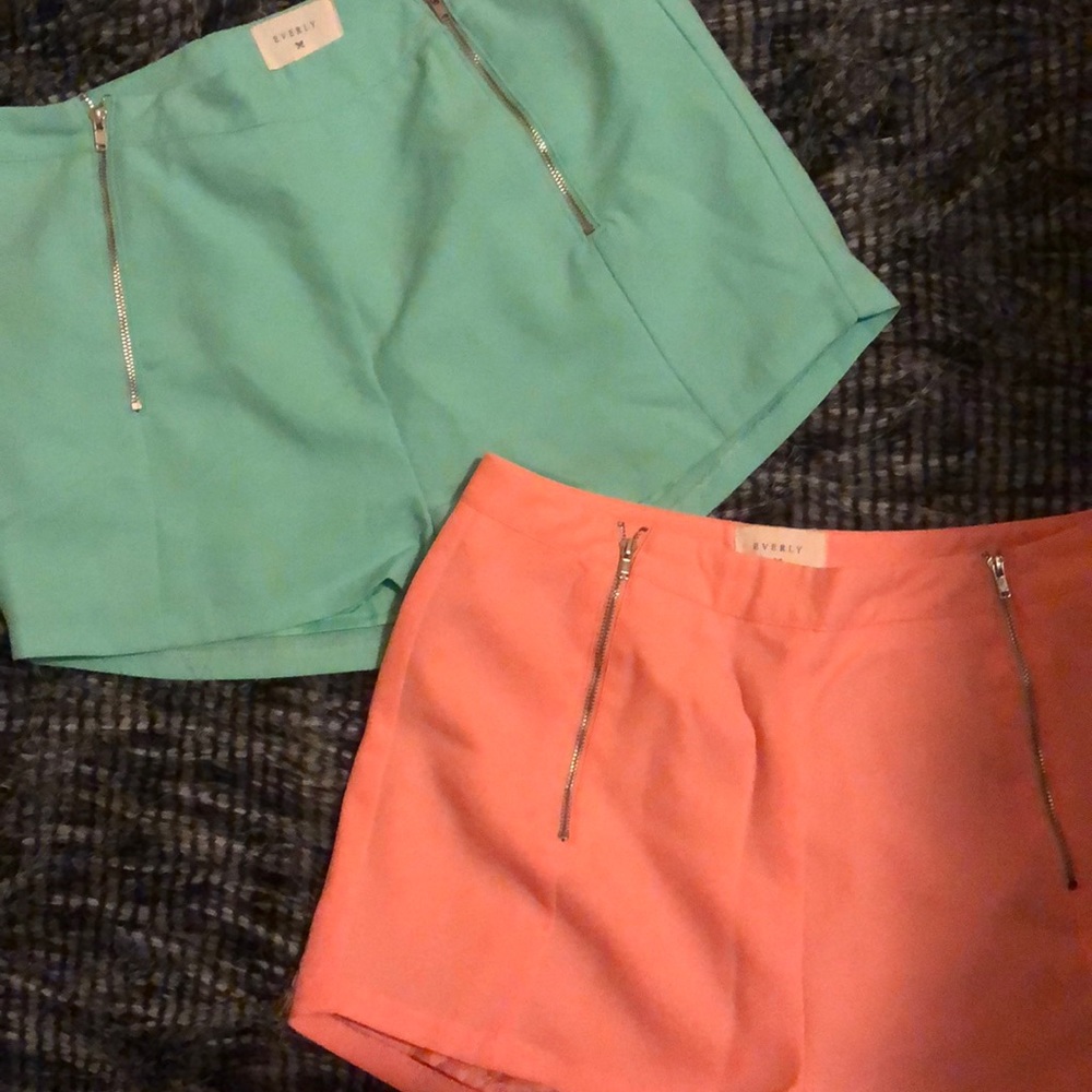 Evenly shorts